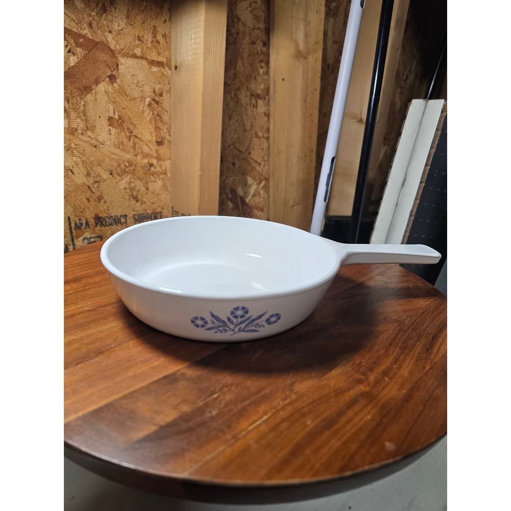 Corning Ware Blue Cornflower 6.5 Inch Skillet P-81-B Vintage White Pyroceram Pan